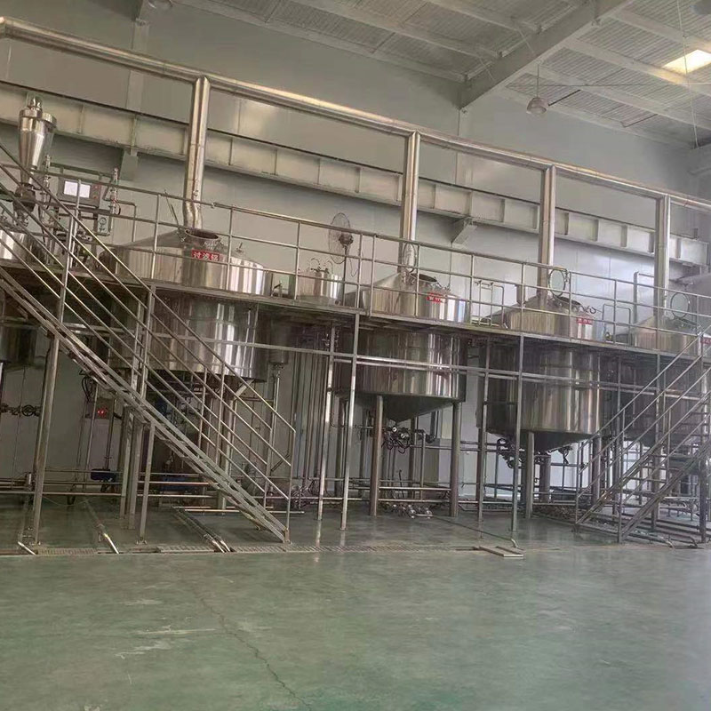 霞山精酿啤酒设备厂—平面布置、设备设计、制造、调试、培训等一条龙服务_COPY